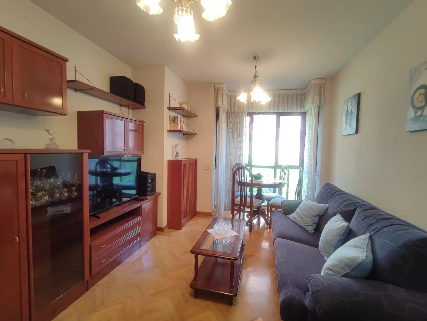 Sala d'estar de Pis en venda en Madrid amb Aire condicionat, Calefacció i Parquet
