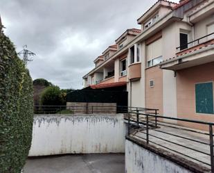 Vista exterior de Àtic en venda en Piélagos amb Terrassa