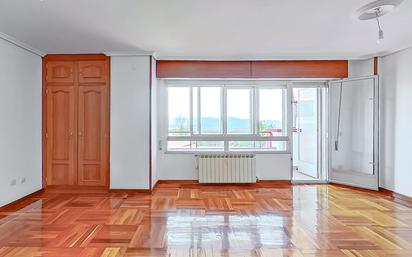 Bedroom of Flat for sale in Santander  with Heating, Parquet flooring and Terrace
