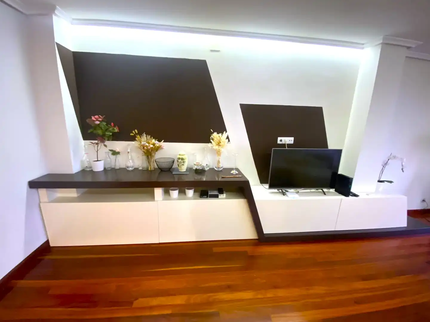 Wohnzimmer von Wohnung zum Verkauf in Castro-Urdiales mit Heizung, Parkett und Terrasse