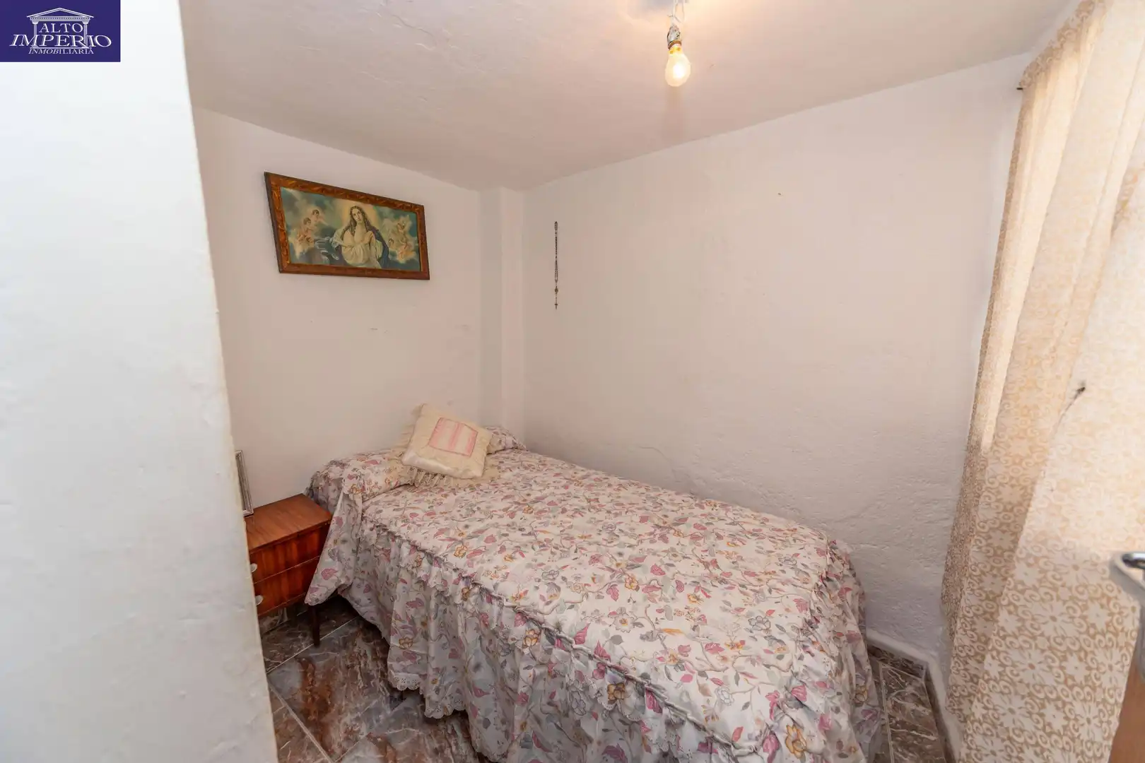 Schlafzimmer von Einfamilien-Reihenhaus zum Verkauf in La Peza mit Balkon