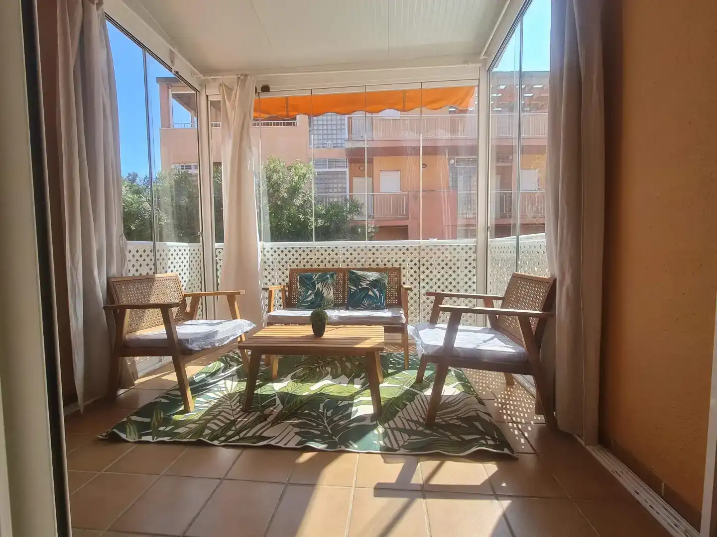 Terrace of Flat for rent in Islantilla  with Air Conditioner, Private garden and Parquet flooring