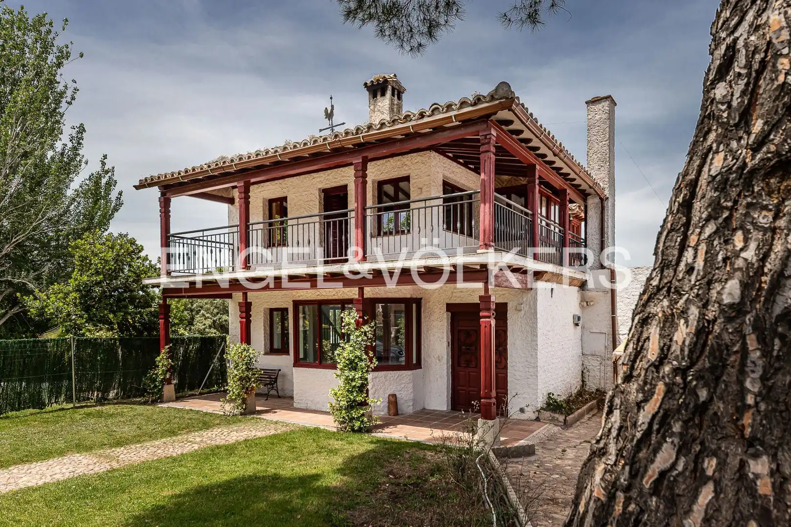 Vista exterior de Casa o chalet de alquiler en Las Rozas de Madrid con Calefacción, Jardín privado y Terraza