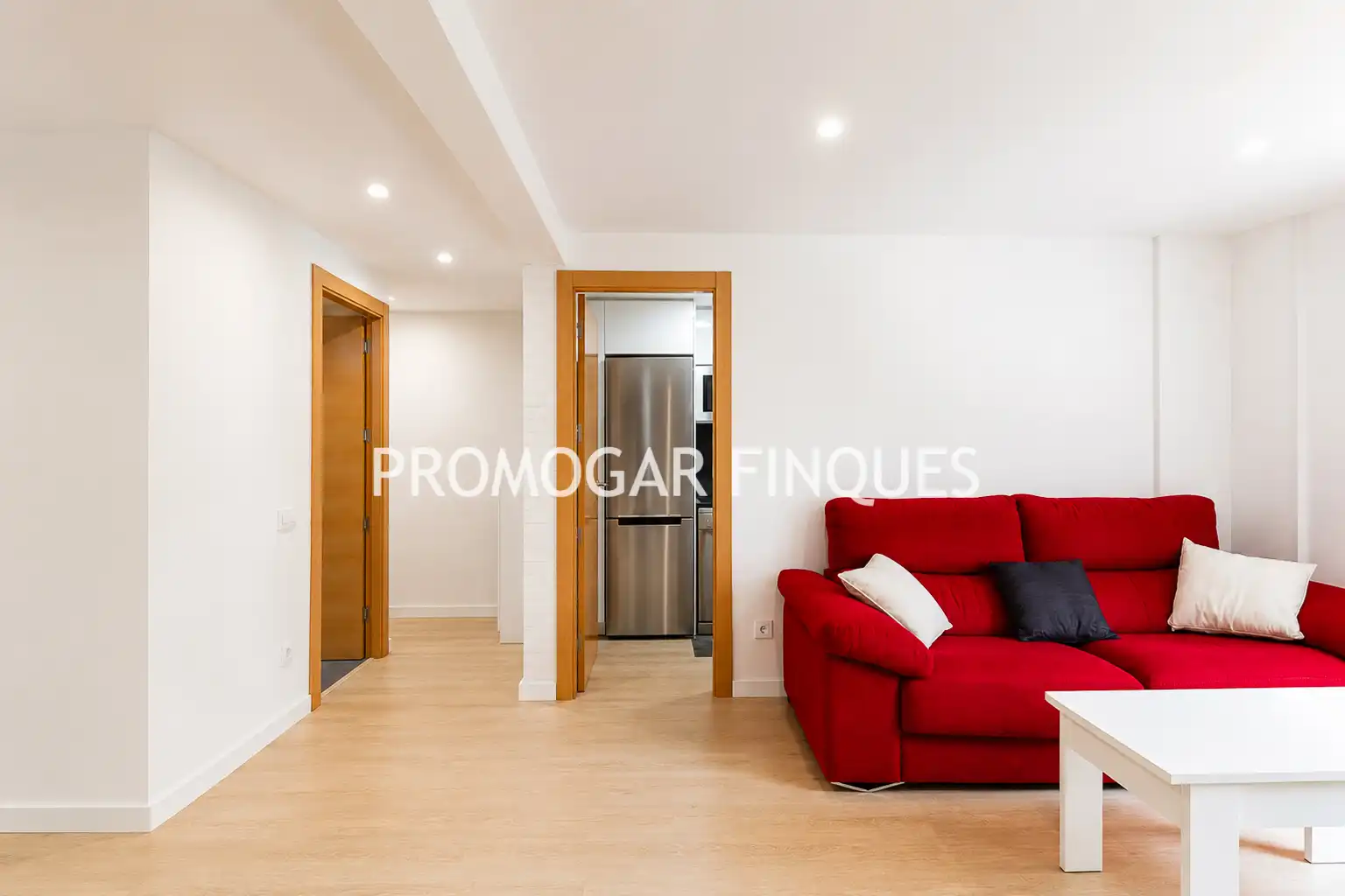 Living room of Flat for sale in Ripollet  with Parquet flooring, Terrace and Oven