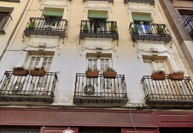Vista exterior de Piso de alquiler en  Madrid Capital con Aire acondicionado y Calefacción