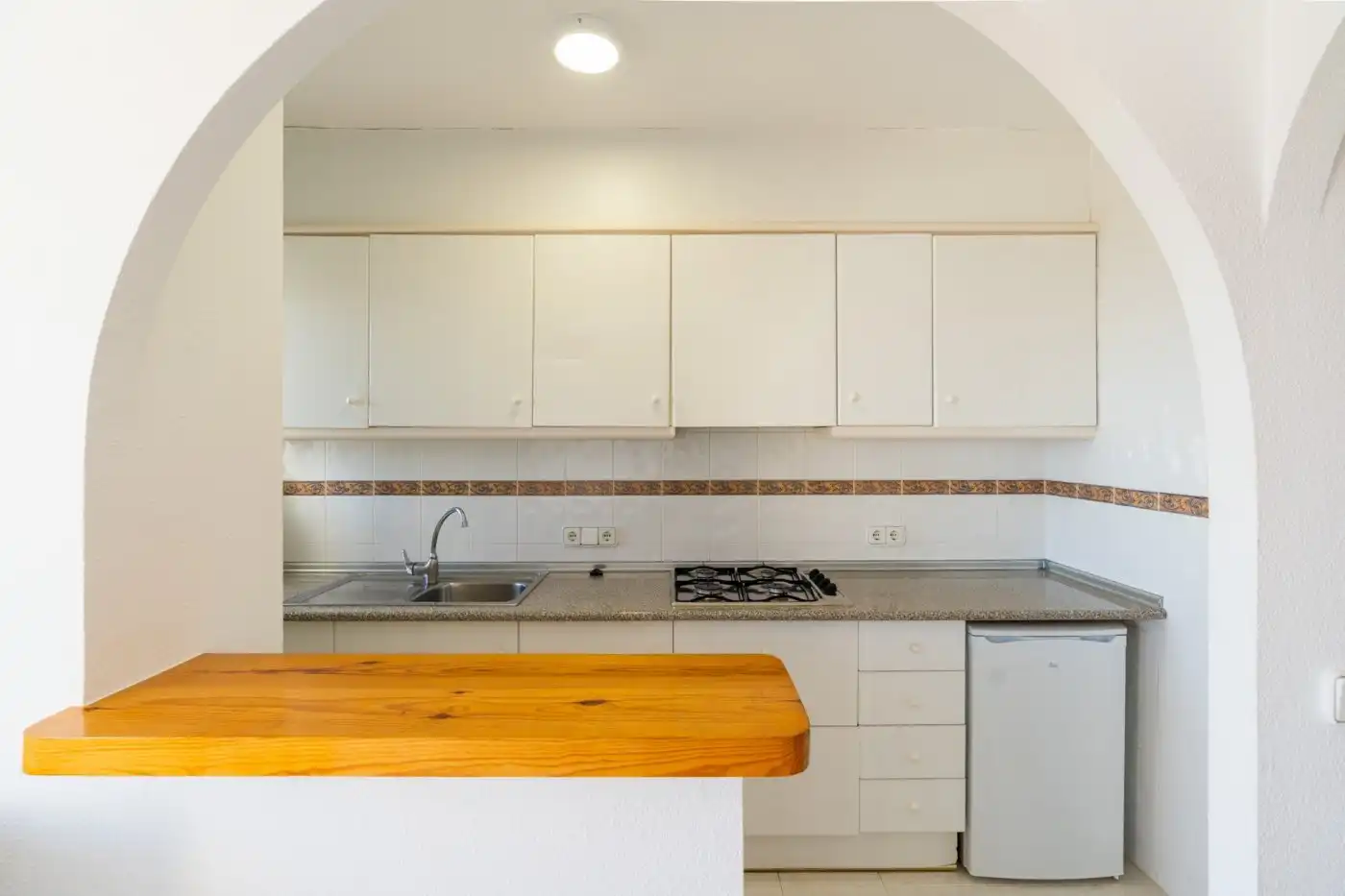 Kitchen of Flat for sale in Calpe / Calp  with Swimming Pool