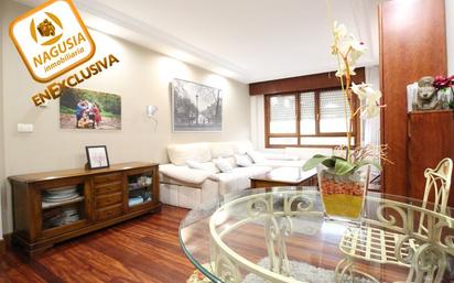 Living room of Flat for sale in Basauri 