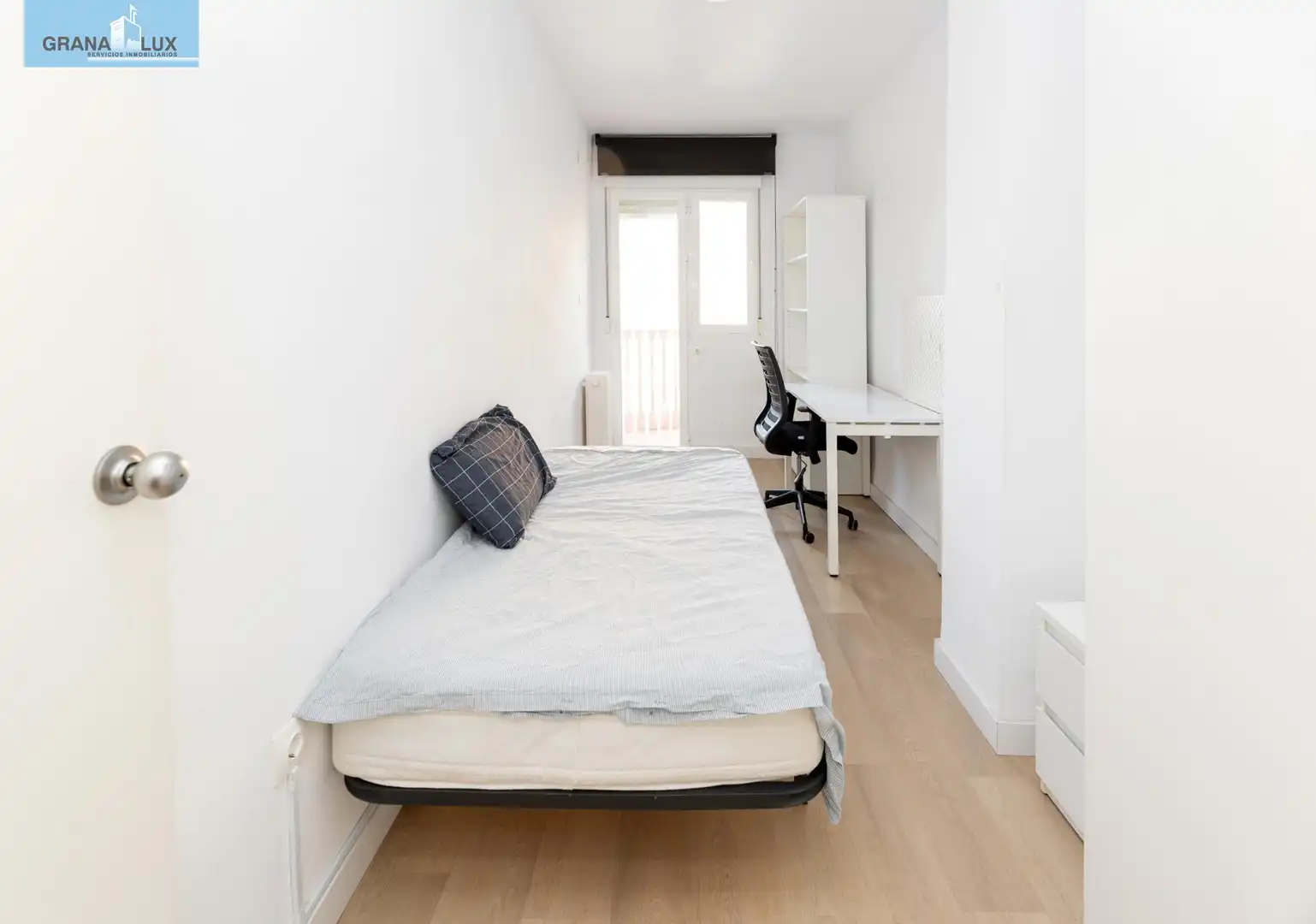 Piso con ascensor en venta en Calle Calle Casillas de Prats, imagen 13