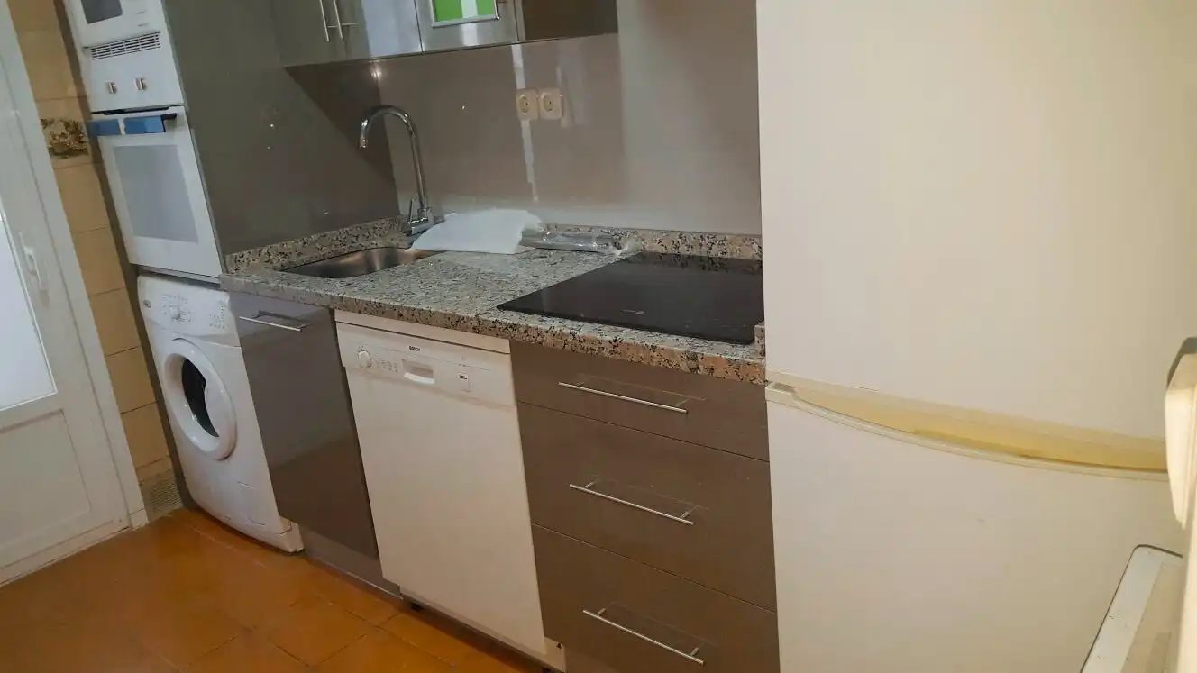 Kitchen of Flat for sale in Palencia  with Heating, Terrace and Oven