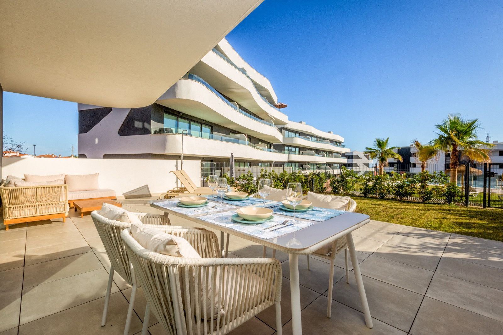 Terrace of Planta baja to rent in Fuengirola  with Air Conditioner, Terrace and Furnished
