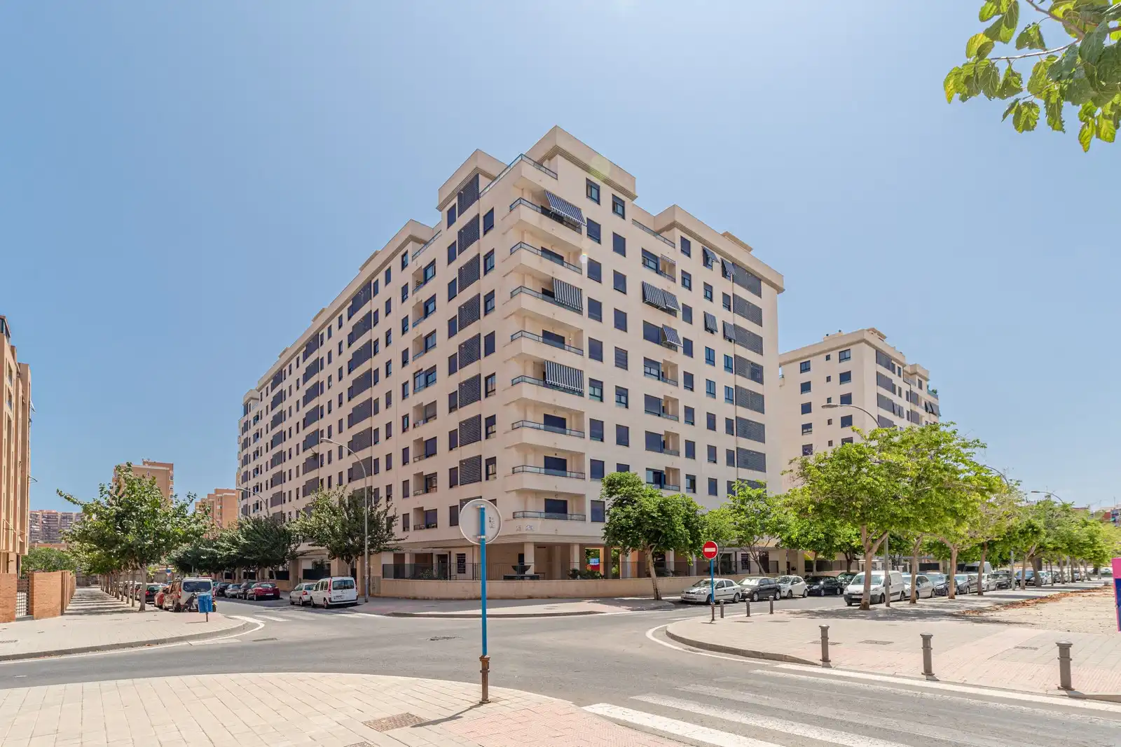 Vista exterior de Piso en venta en Alicante / Alacant con Aire acondicionado, Terraza y Trastero