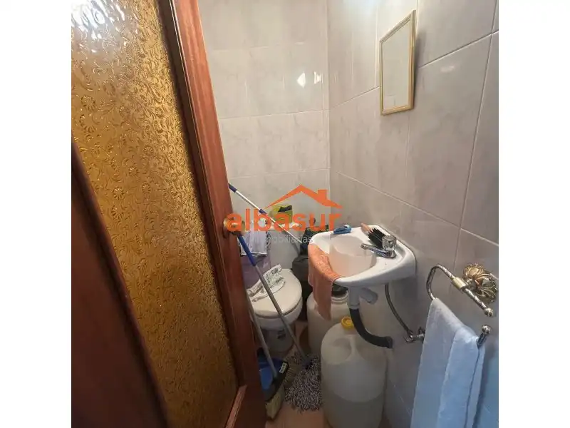 Bathroom of Office for sale in Córdoba