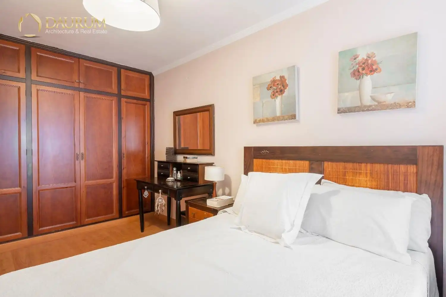 Habitación de Casa adosada en venta en Benalmádena con Aire acondicionado, Calefacción y Trastero