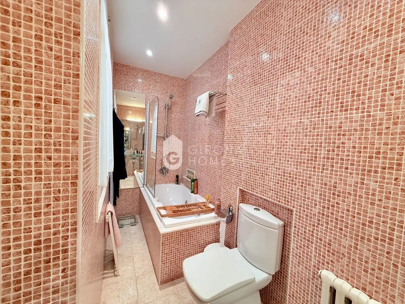 Baño de Piso en venta en Girona con Terraza y Trastero