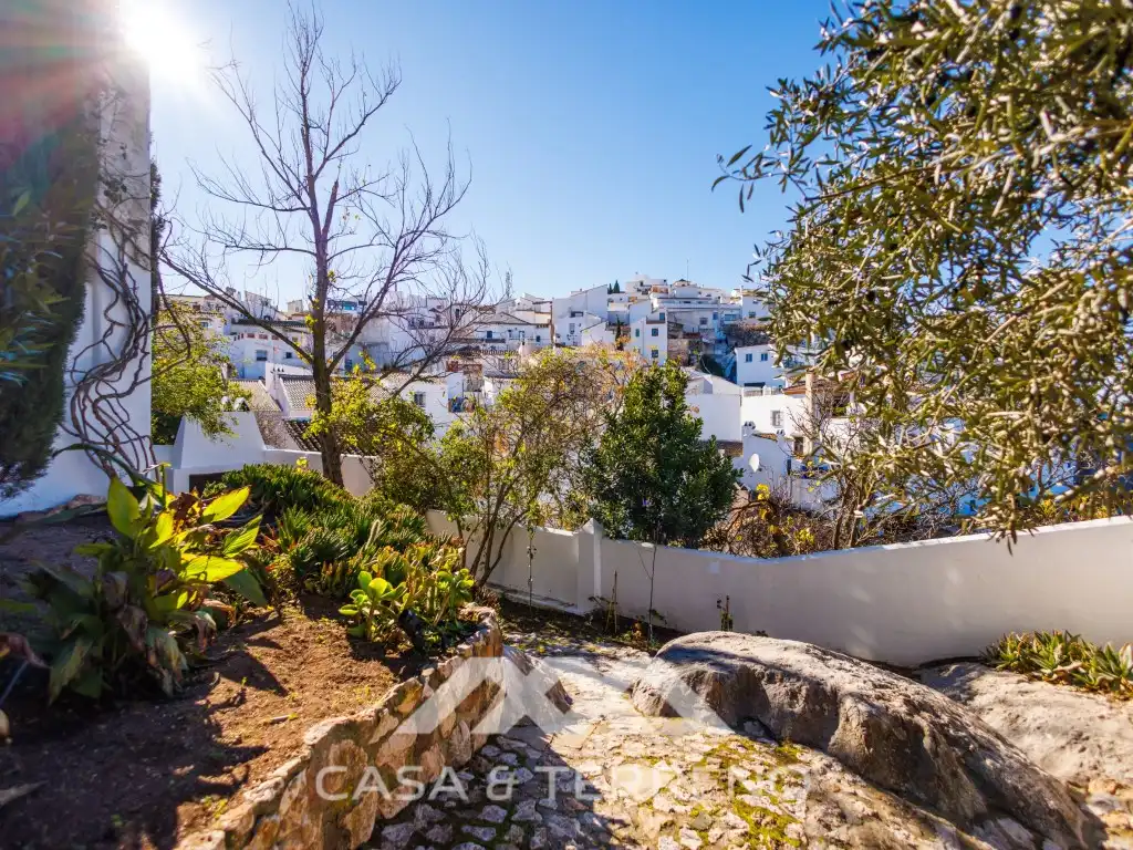 Exterior view of Houses for sale in Comares  with Air Conditioner, Private garden and Terrace