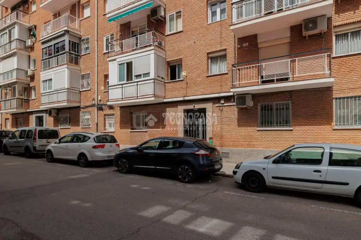 Exterior view of Flat for sale in Madrid  with Air Conditioner, Heating and Terrace