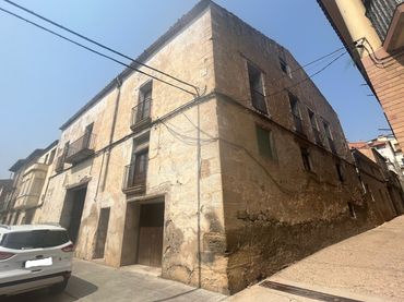 Haus mit Balkon zum Verkauf in Avenida Cataluña