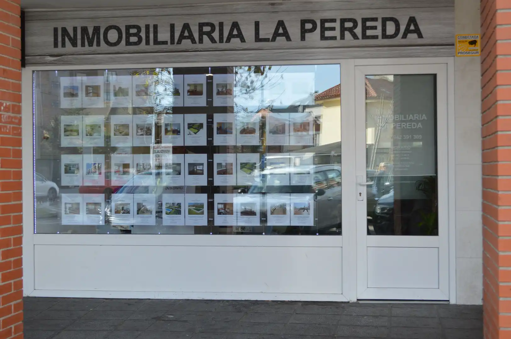 Garaje de alquiler en Calle la Pereda, 4, Valdenoja