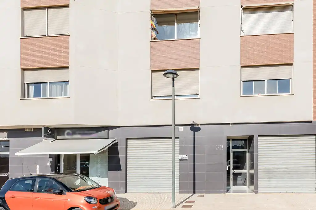 Local comercial en venda a C/ Josefa Ahuir, imagen 3