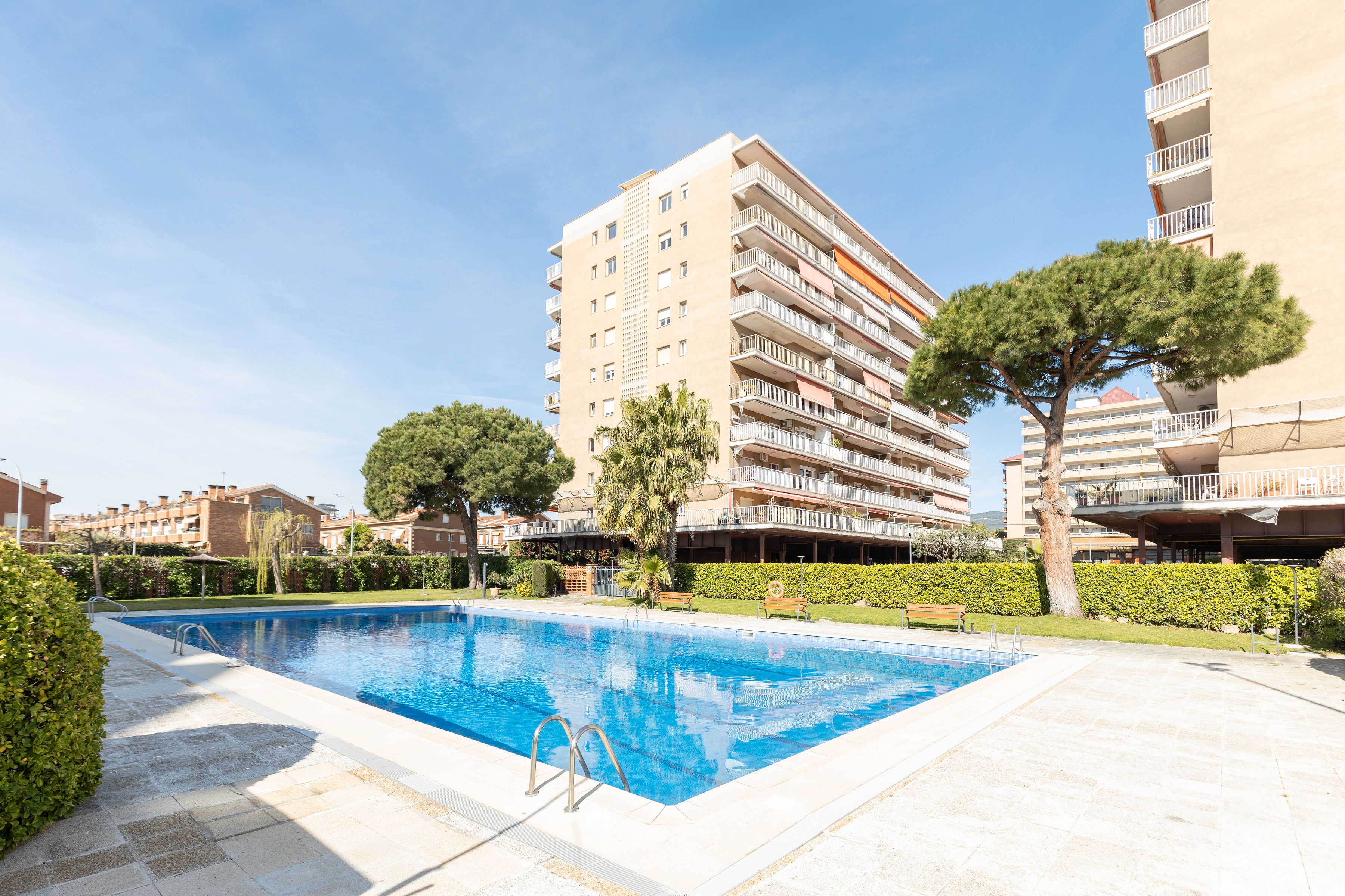 Swimming pool of Flat for sale in Vilassar de Mar  with Heating, Parquet flooring and Storage room