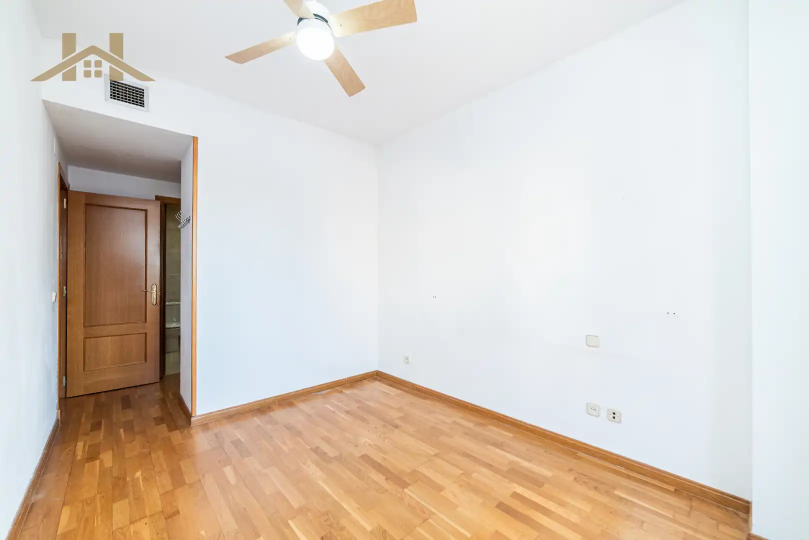 Schlafzimmer von Wohnung zum Verkauf in Brunete mit Heizung, Abstellraum und Balkon
