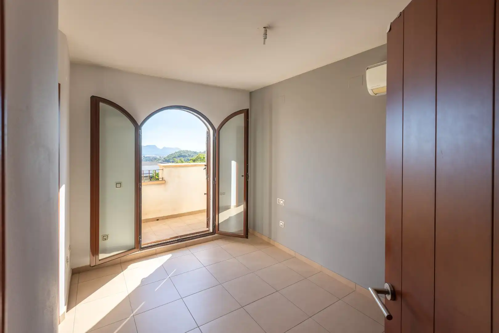 Terraced house with pool for sale in Carrer Rei Jaume I 10, imagen 13