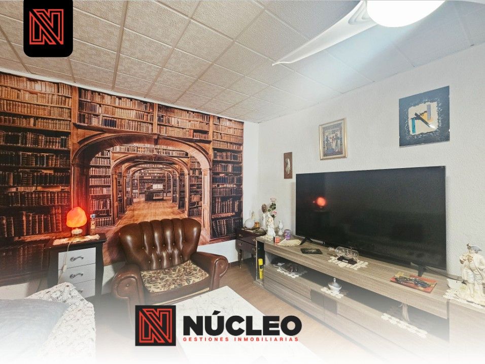 Sala d'estar de Finca rústica en venda en Paracuellos de la Ribera amb Moblat