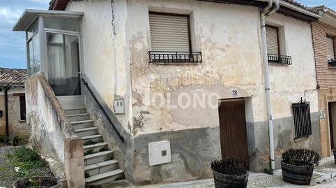 Foto 2 de Casa o xalet en venda a Calle Bodegas, 28, Tirgo, La Rioja