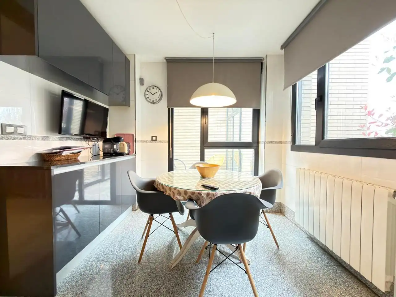 Comedor de Casa o chalet en venta en Burgos con Calefacción, Jardín privado y Trastero