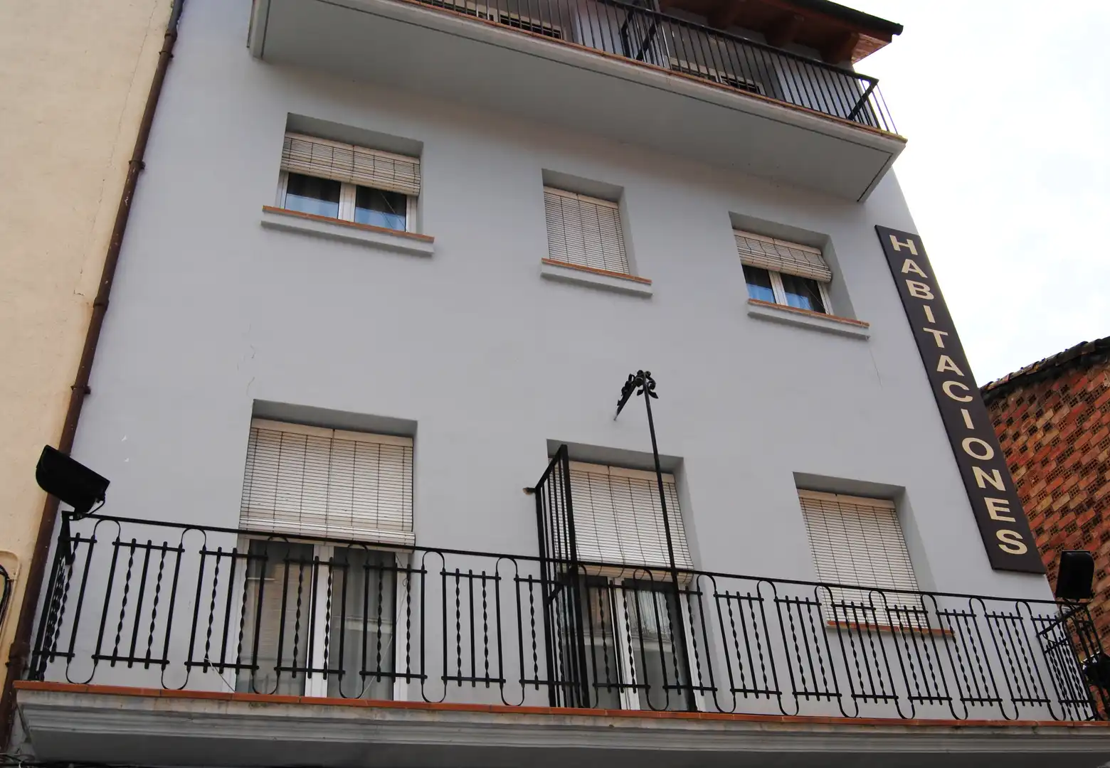 Exterior view of Buildings for sale in El Pont de Suert
