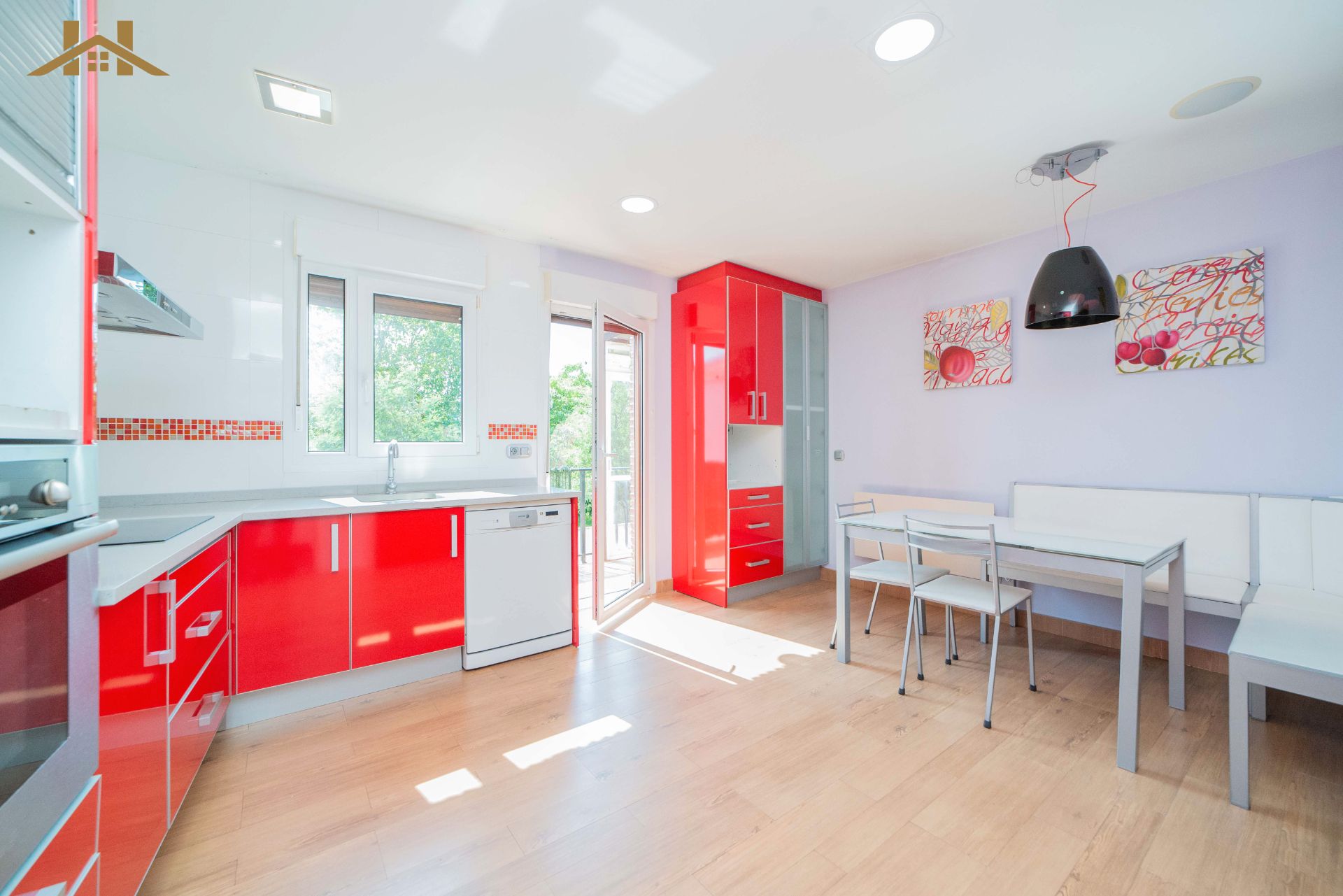 Kitchen of Duplex for sale in San Martín de Valdeiglesias  with Air Conditioner, Heating and Terrace