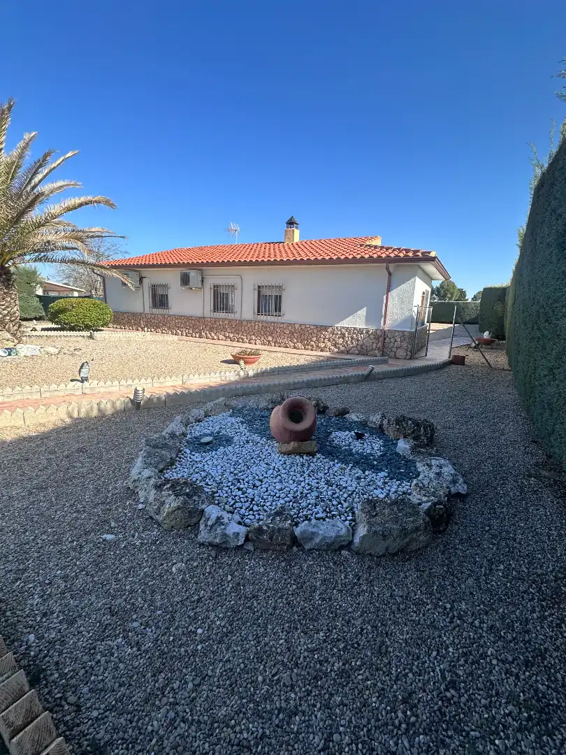 Exterior view of Houses for sale in Illana  with Air Conditioner, Heating and Private garden