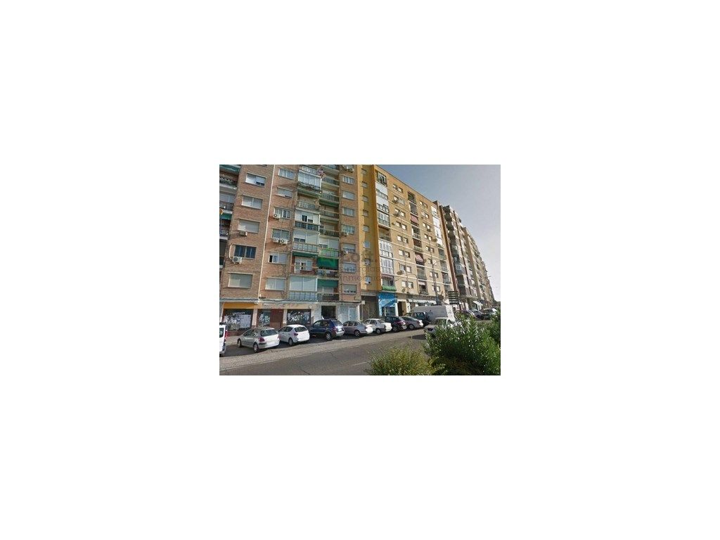 Vista exterior de Estudi en venda en Badajoz Capital
