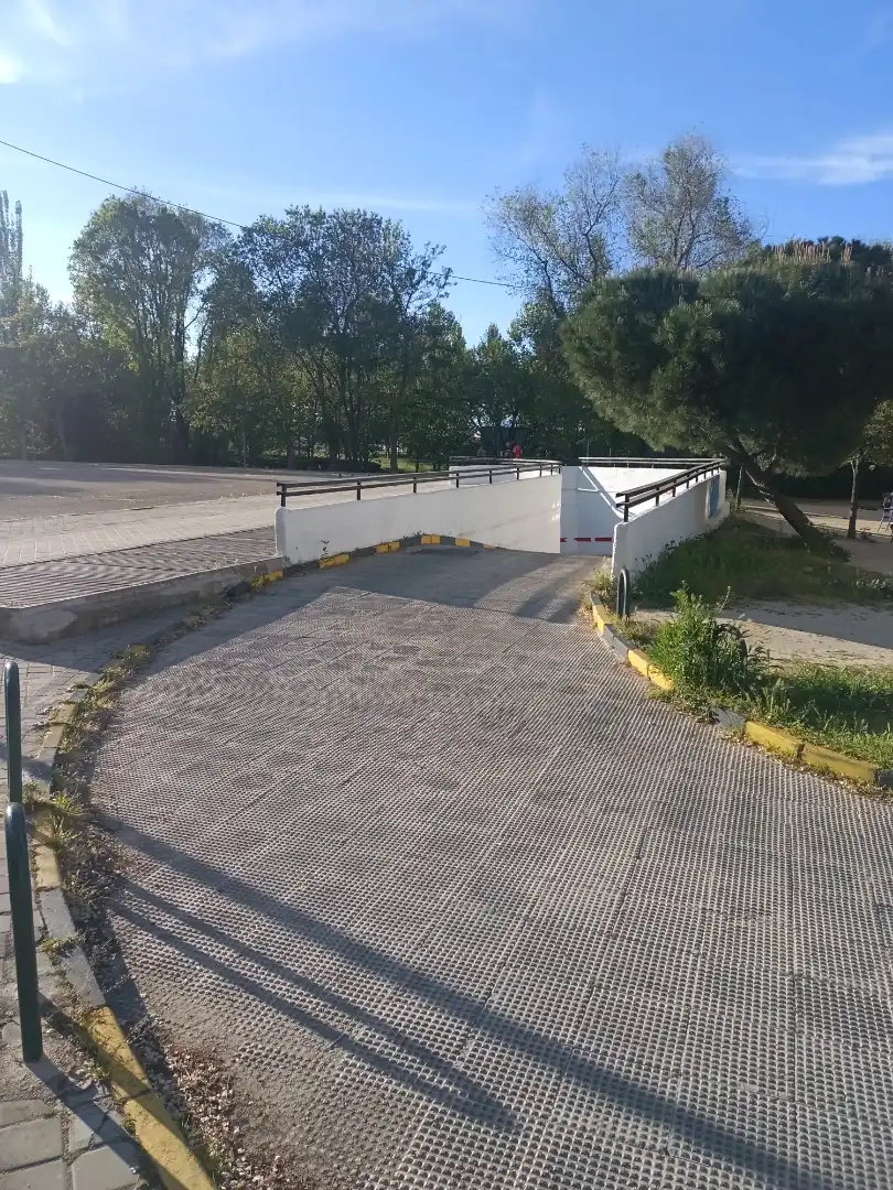 Parking of Garage for rent in Madrid