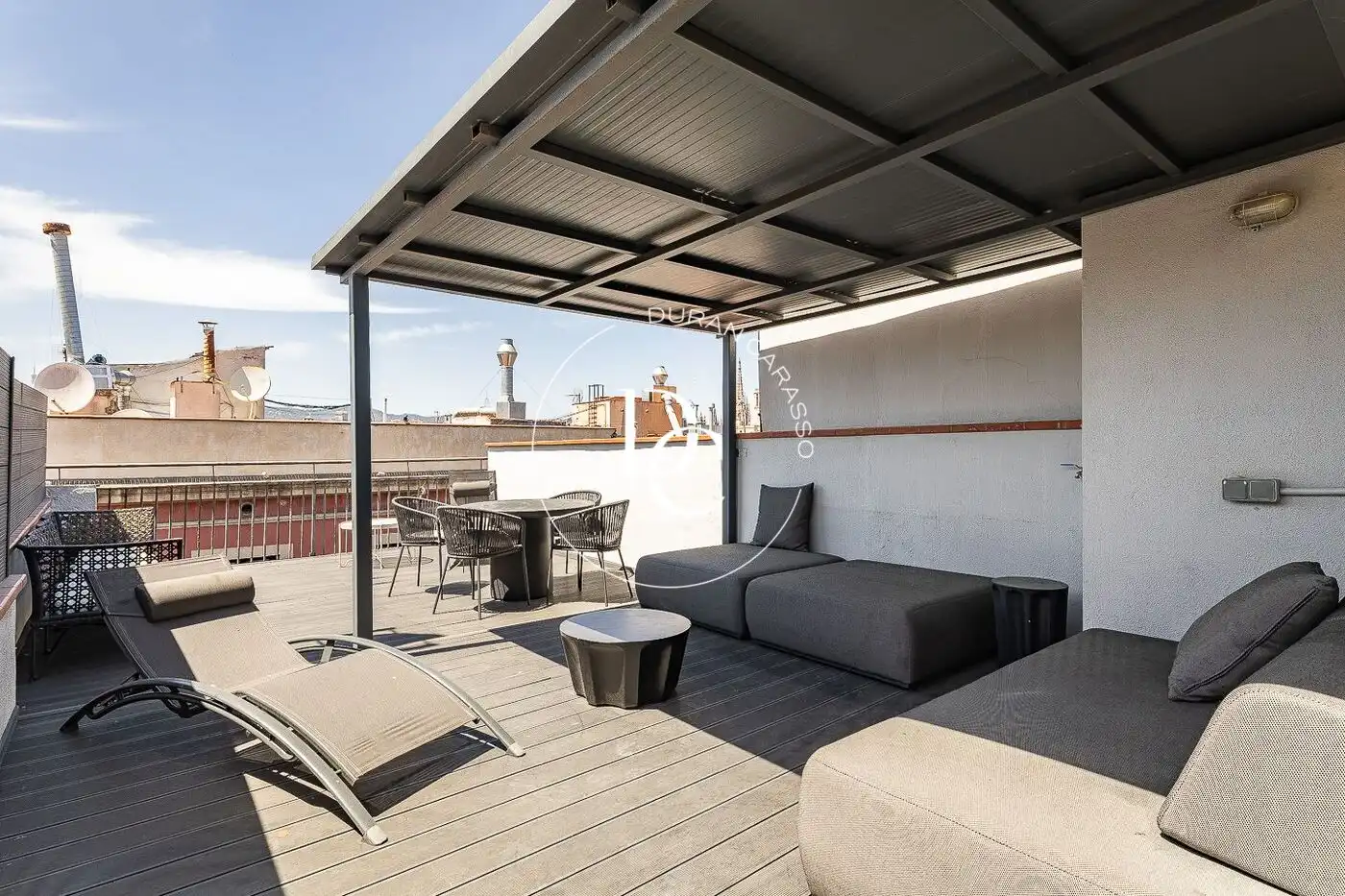 Ático con terraza en venta en Carrer dels Escudellers