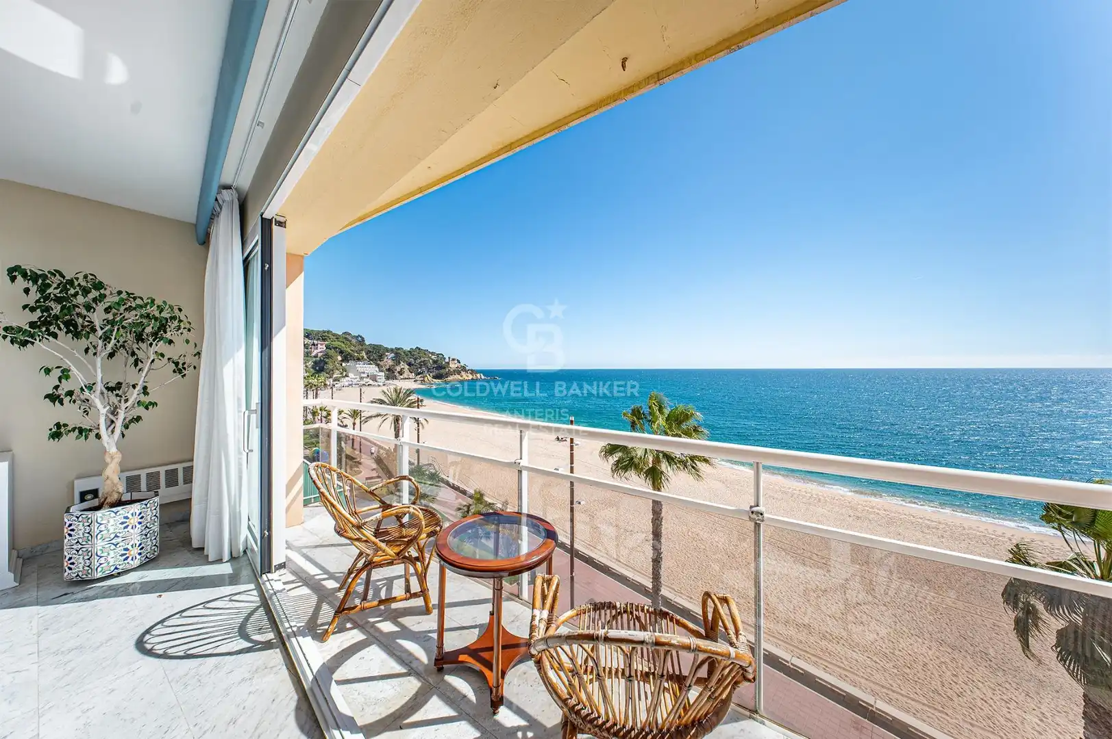 Vista exterior de Pis en venda en Lloret de Mar amb Terrassa