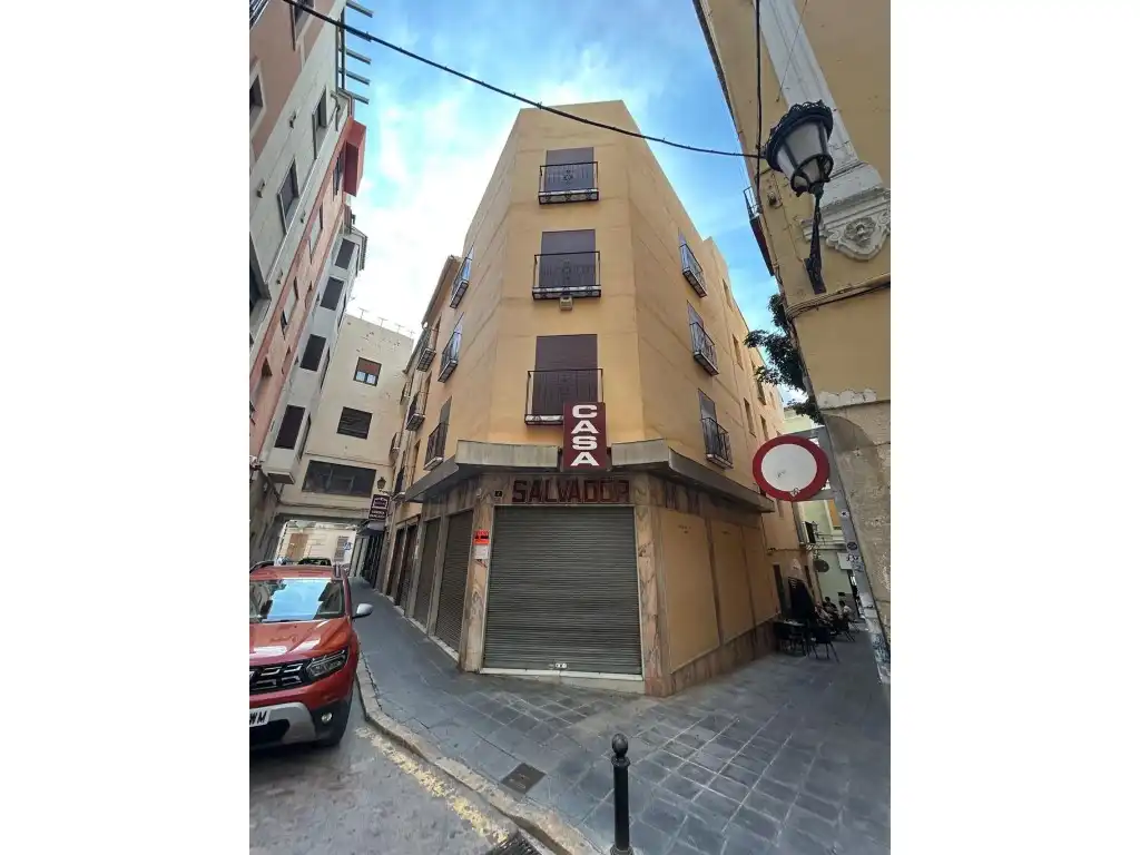 Vista exterior de Edificio en venta en Segorbe