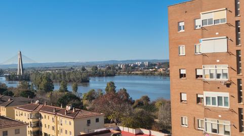 Foto 3 de Piso en venta en Avenida Antonio Masa Campos, Valdepasillas - La Paz - Huerta Rosales, Badajoz Capital