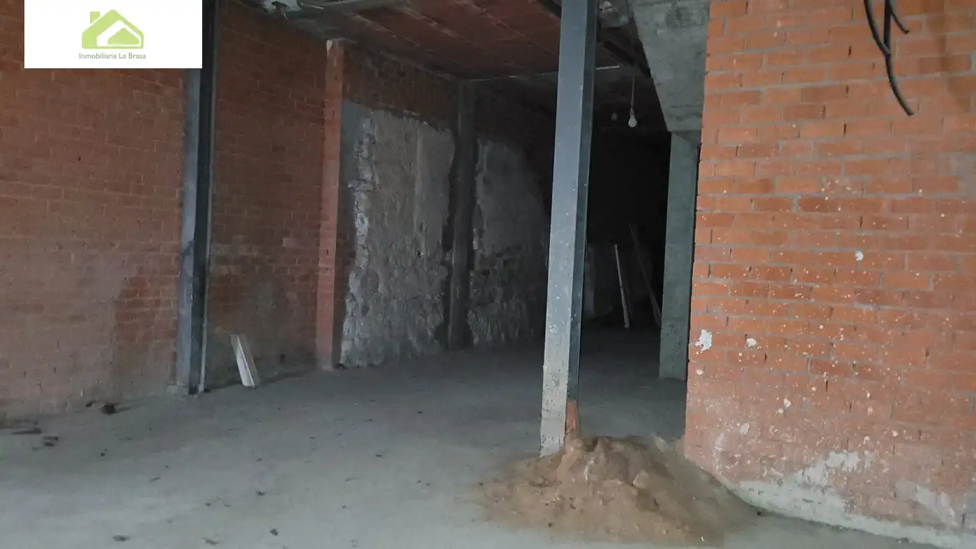 Local comercial en venda a Casco Antiguo, imagen 7