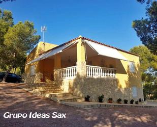 Exterior view of Country house for sale in Elda  with Swimming Pool