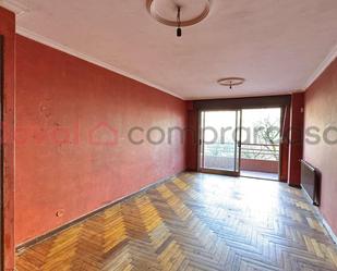 Living room of Flat for sale in Vigo   with Heating, Terrace and Storage room