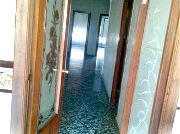 Foto 2 de Casa adosada en venda a Alcàsser, Valencia