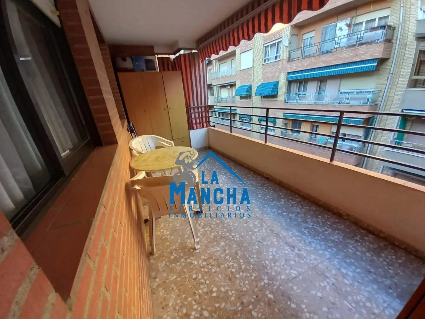Appartement avec terrasse à vendre à Calle LUIS BADIA, imagen 2