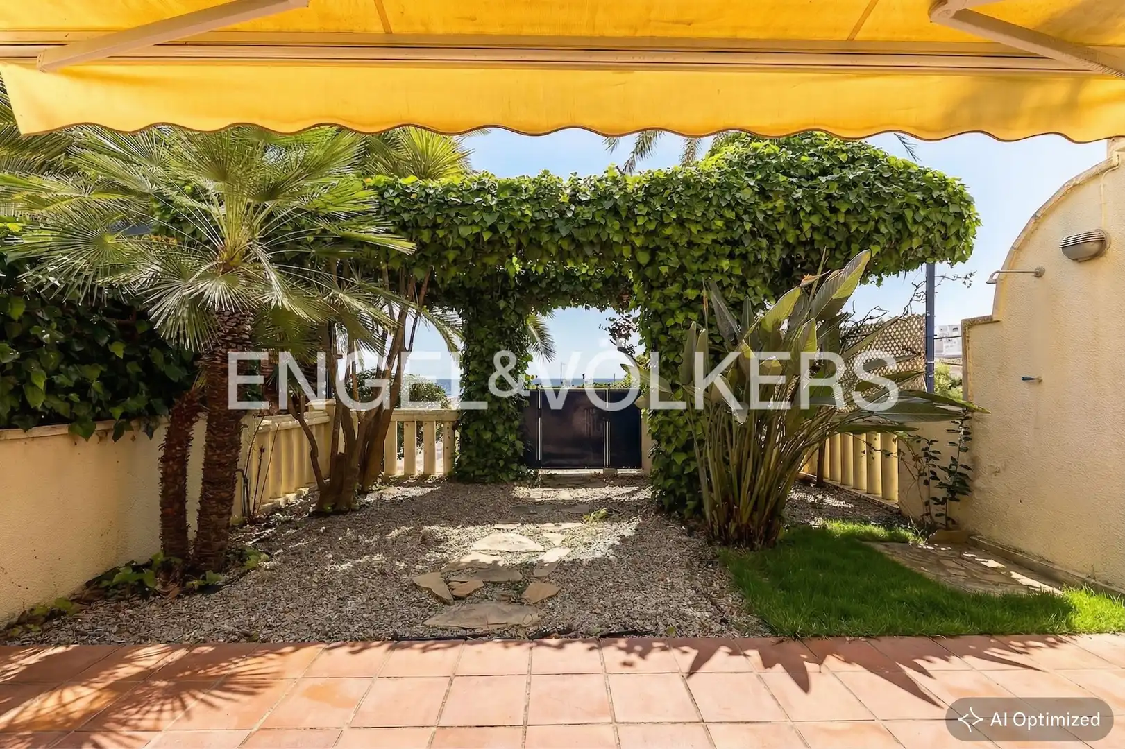 Terrasse von Wohnung zum Verkauf in Sitges mit Heizung, Privatgarten und Terrasse
