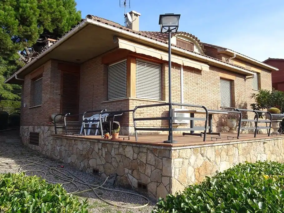 Xalet amb piscina en venda a De Les Alzines 14, imagen 2
