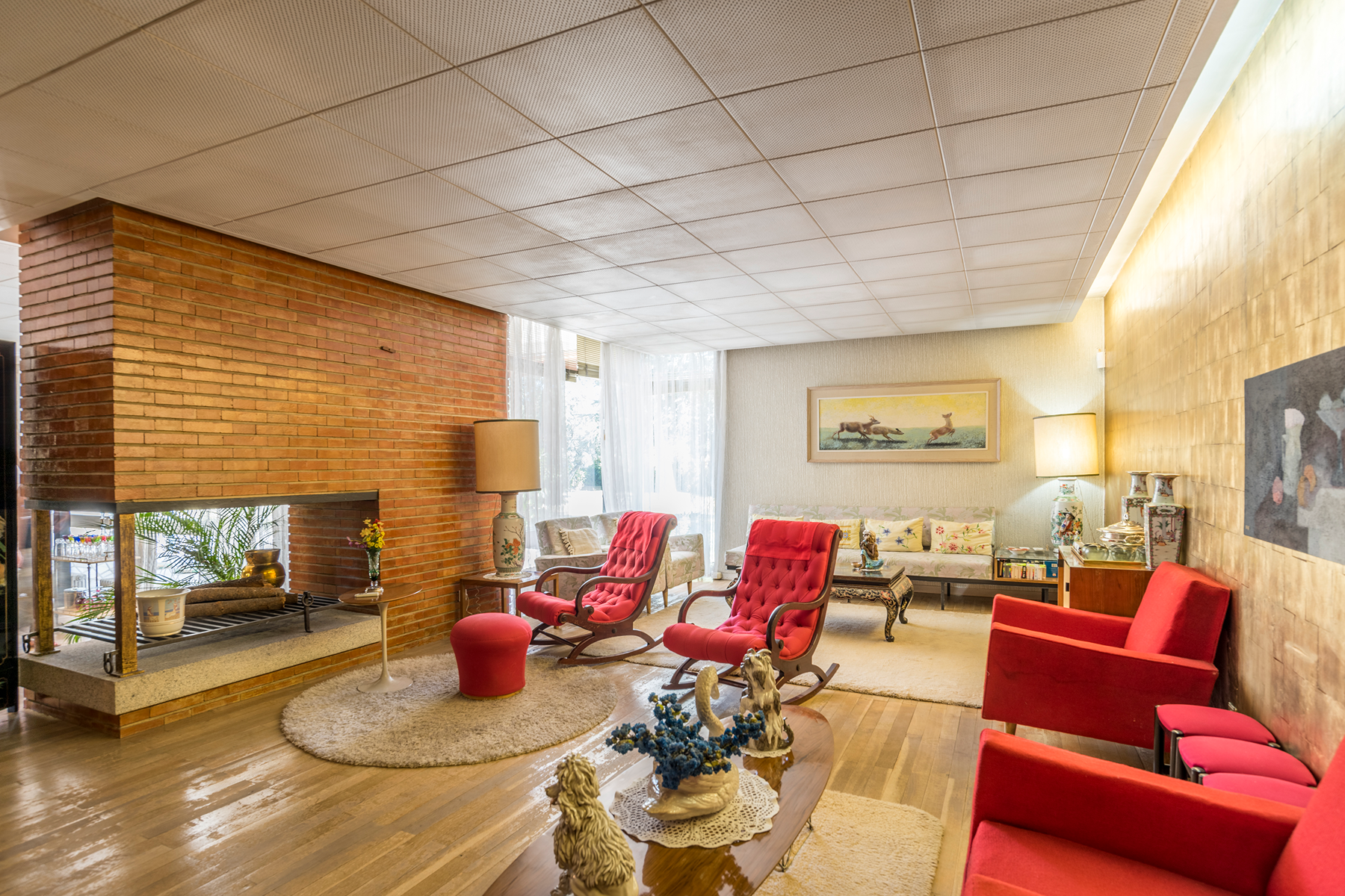 Sala d'estar de Casa o xalet en venda en  Madrid Capital amb Jardí privat i Piscina