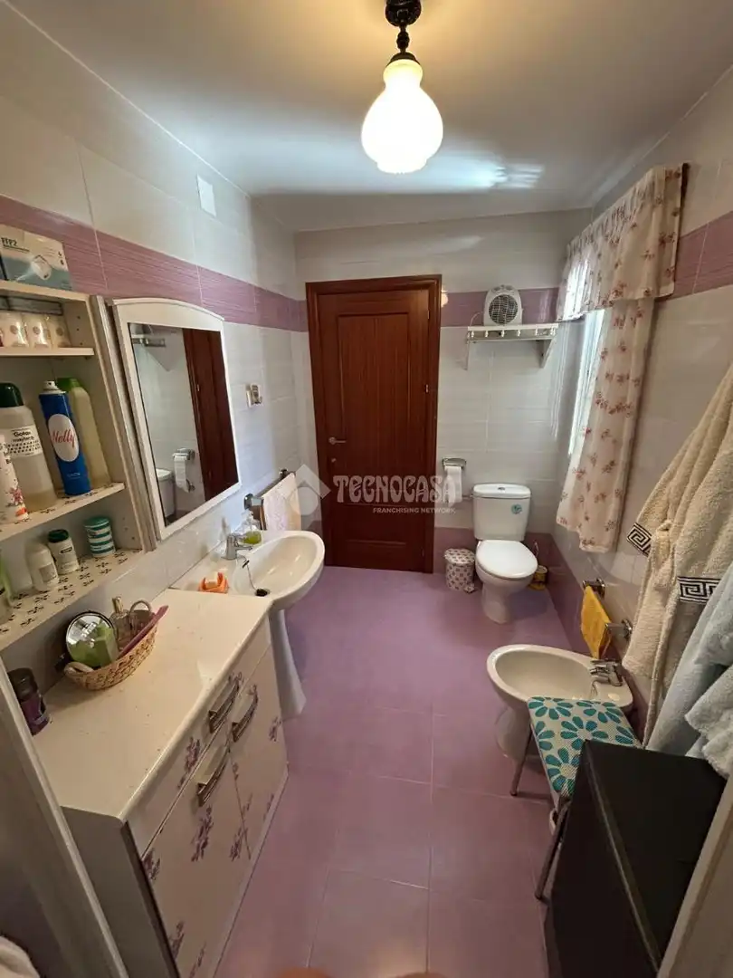 Casa aparellada en venda a El Poblado - Abulagar, imagen 12