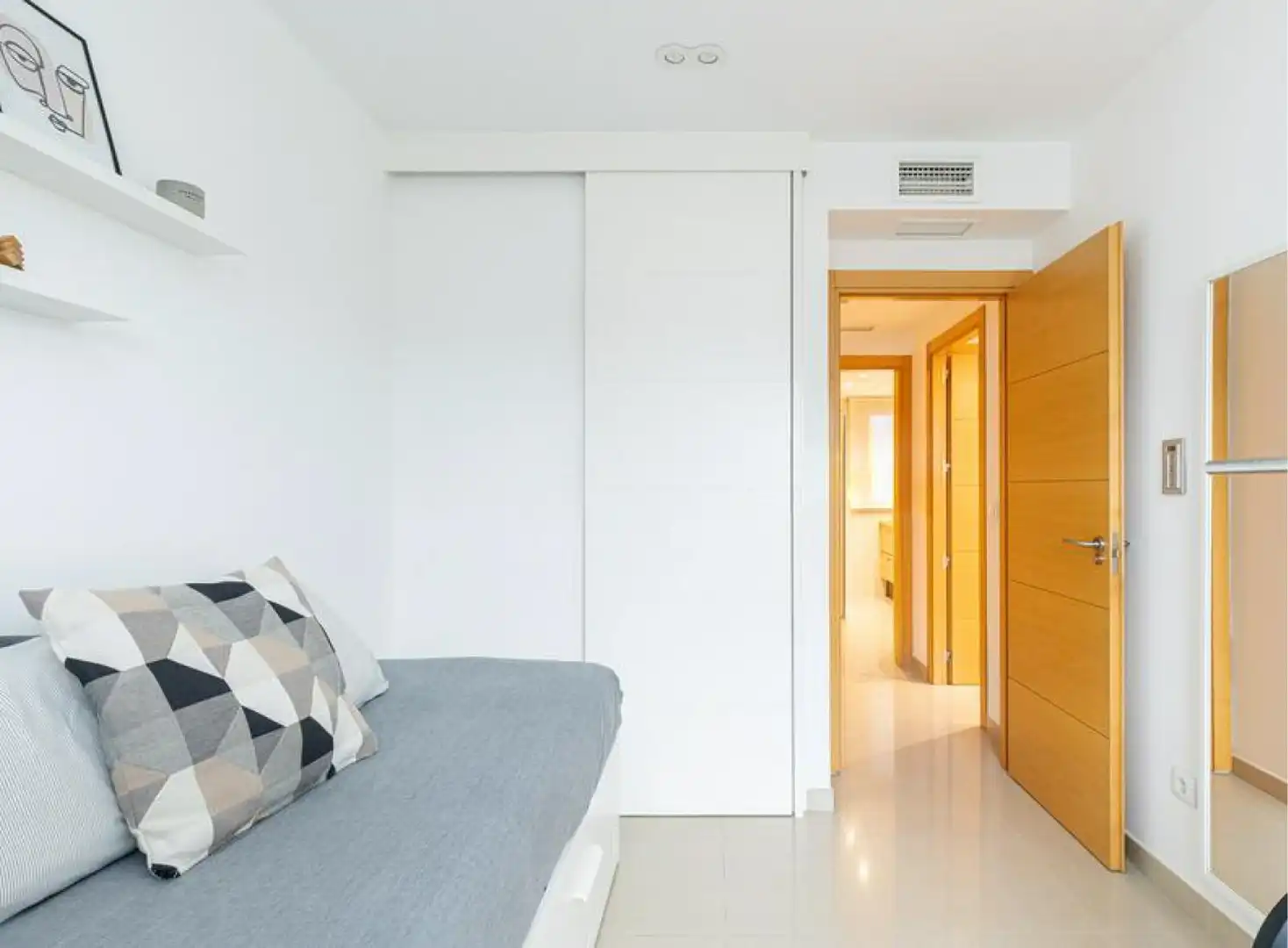 Habitación de Piso de alquiler en Majadahonda con Aire acondicionado, Calefacción y Parquet