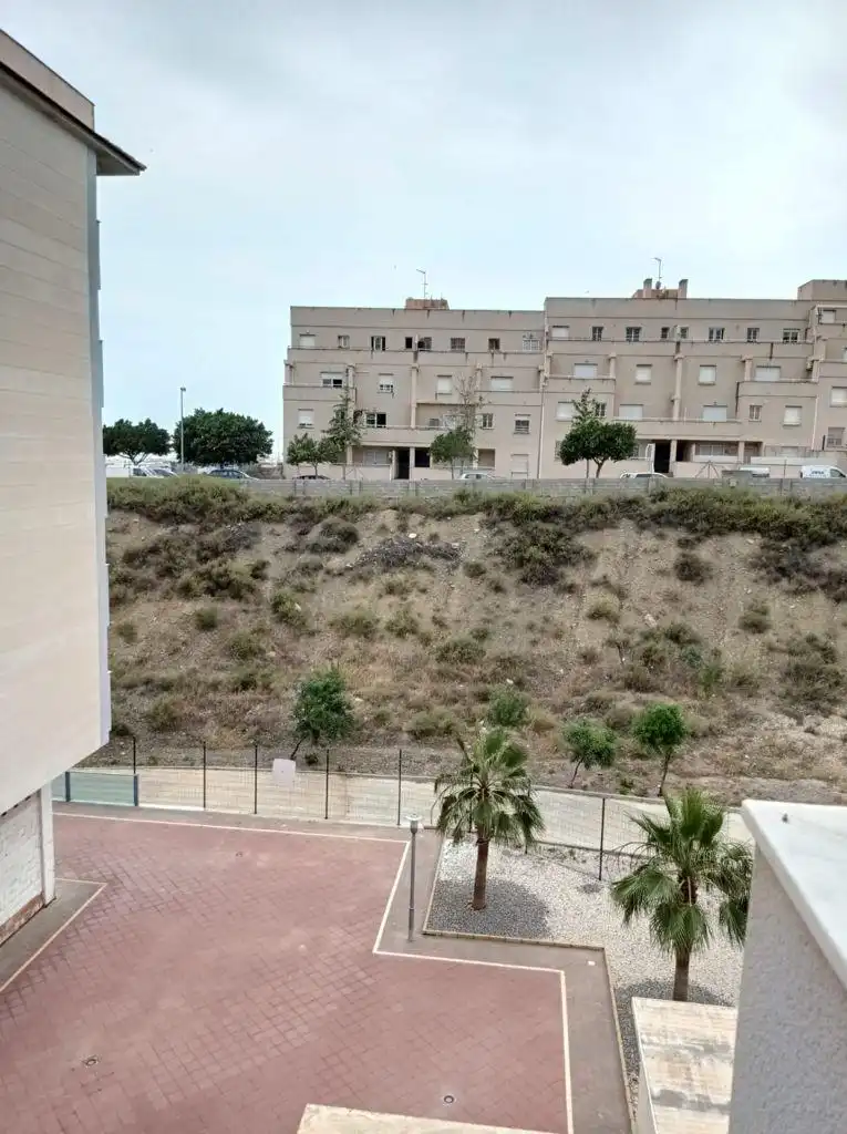 Flat for rent in Roquetas de Mar  with Heating, Terrace and Furnished