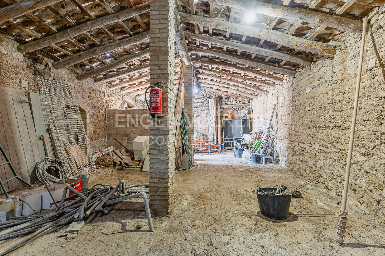 Nau industrial en venda en Torrelles de Foix